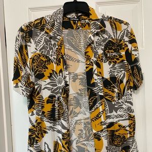 EXPRESS Button Down Short Sleeve Shirt